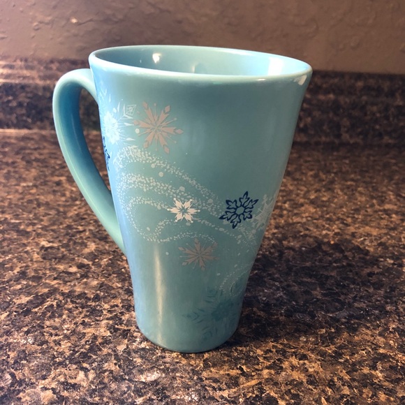 Frozen coffee cup from Disney BUY 3 GET 1 FREE - Picture 2 of 2